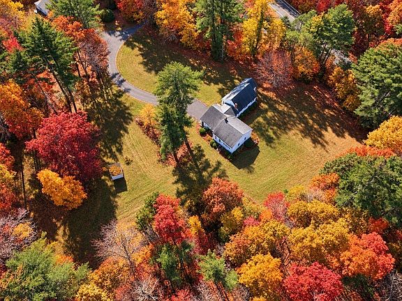 5th image of 702 Belchertown Rd