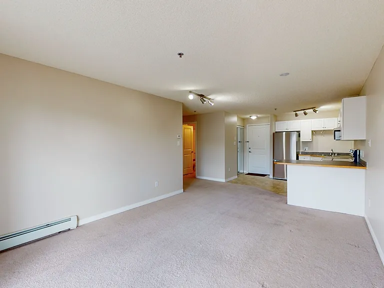 2305 35a Ave NW #211 — Photo 13