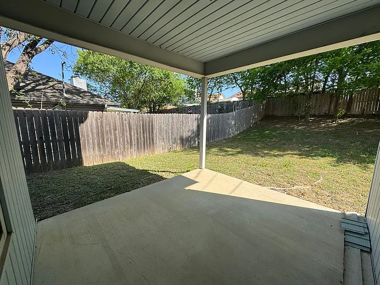 4806 Greenlee Dr — Photo 18