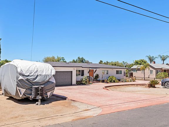 4th image of 643 McDonald Ln