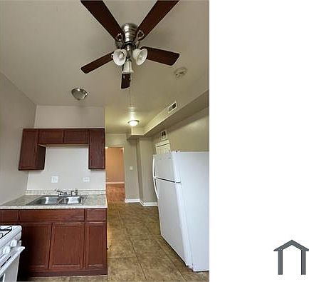 5th image of 4451 S Wood St #3R