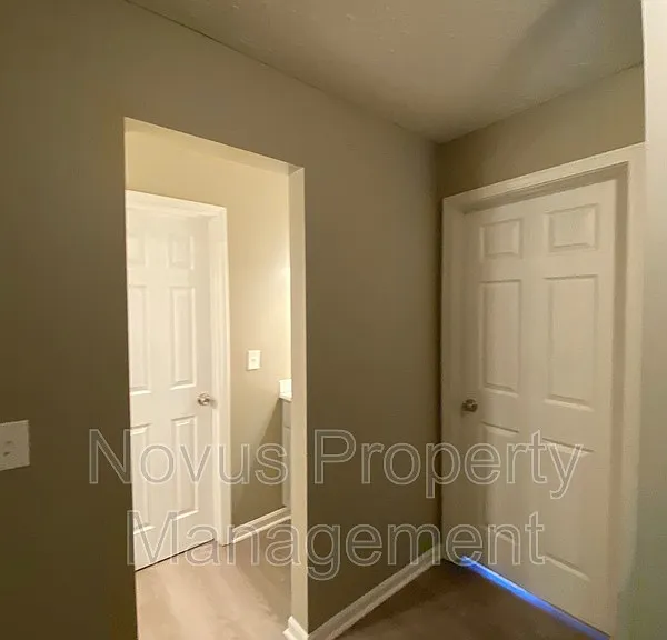 715 South St — Photo 10