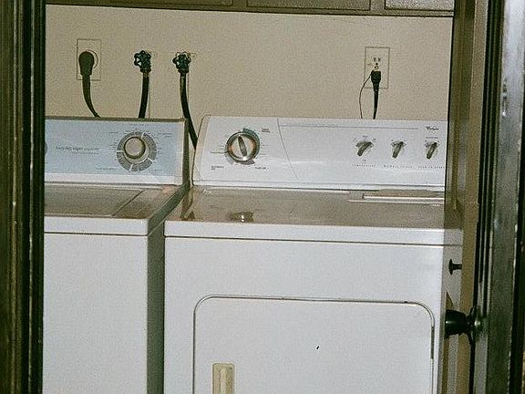 Laundry room 1st floor