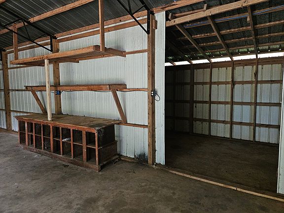 5th image of 122 Plaza Dr Unit F
