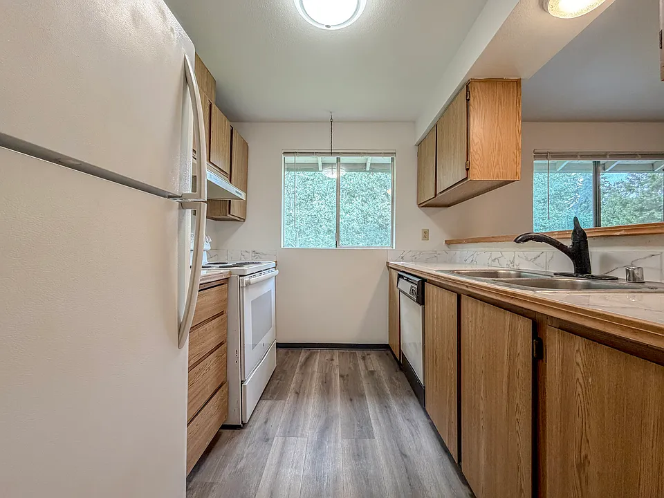 20421 28th Ave W #B