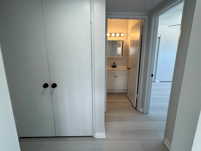 34002 Copper Lantern St #B — Photo 7