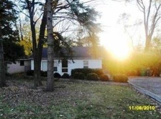 33070 N Ridge Rd, Grayslake, IL 60030