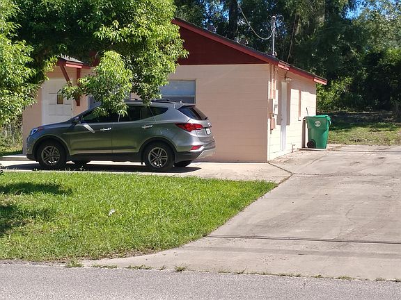 3rd image of 216 W Euclid Ave