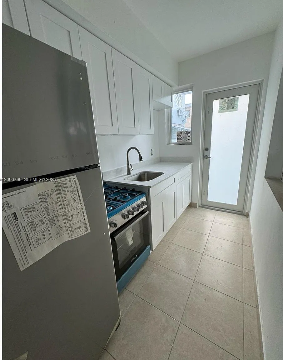 Biscayne Bch Sub — Photo 4