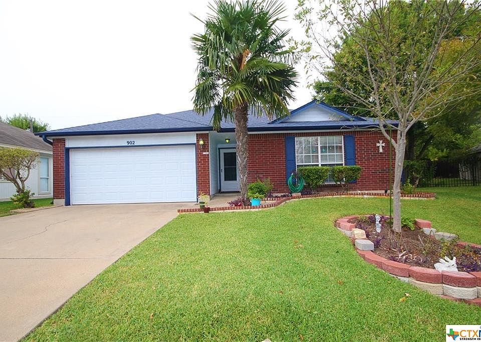 1st image of 902 Silver Stone Dr