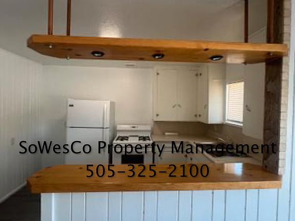 4th image of 507 Glade Pl APT A