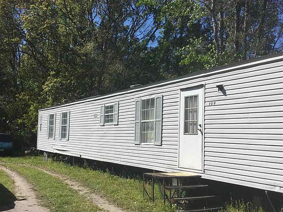 2nd image of 109 Old Cherry Ln