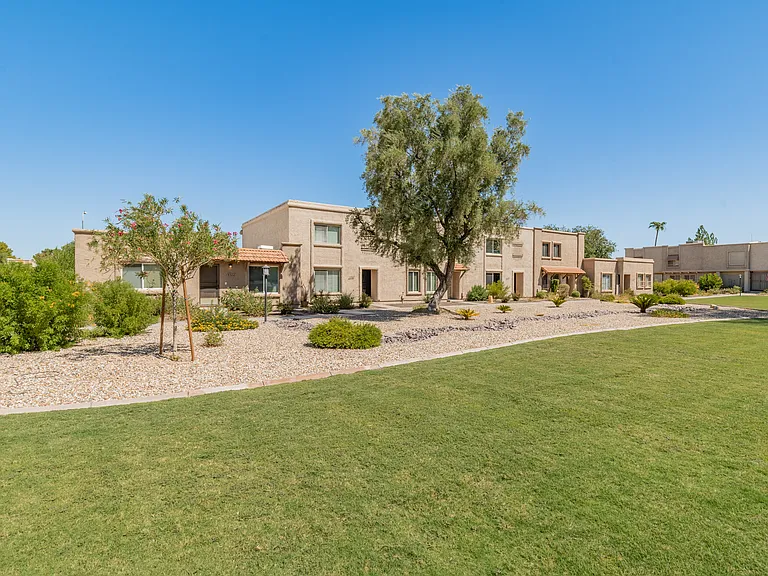 8390 E Solano Dr — Photo 44