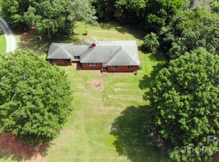 14532 Beatties Ford Rd, Huntersville, NC 28078