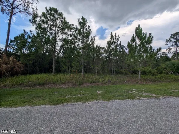 1007 Cleveland Ave, Lehigh Acres, FL 33972