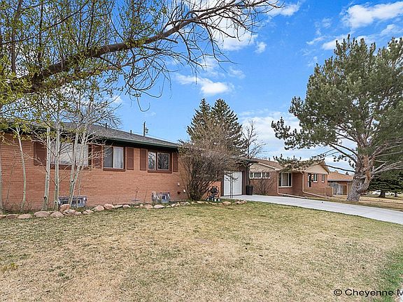 2nd image of 5417 Frederick Dr