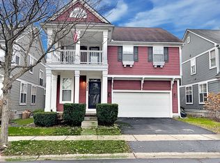 2044 Pine Lake Trl, Keego Harbor, MI 48320