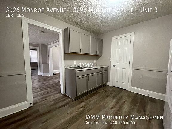 3rd image of 3026 Monroe Ave APT 3