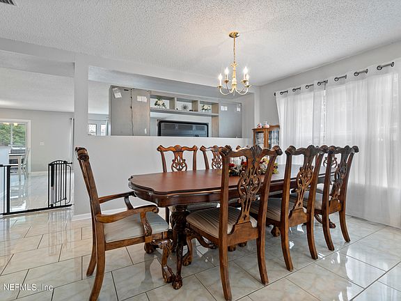 3rd image of 2371 ADAMS LAKE Boulevard