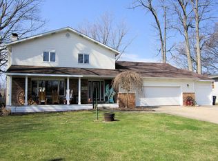 18022 Trudy Dr, Spring Lake, MI 49456