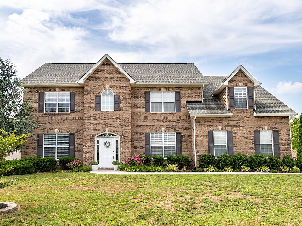 1st image of 1029 Garnet Hill Dr