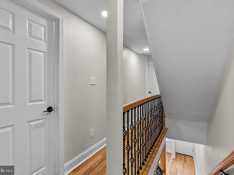 2625 Ellsworth St — Photo 21