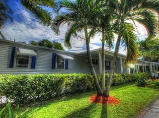 45 Lisa Ln, Lake Worth, FL 33463