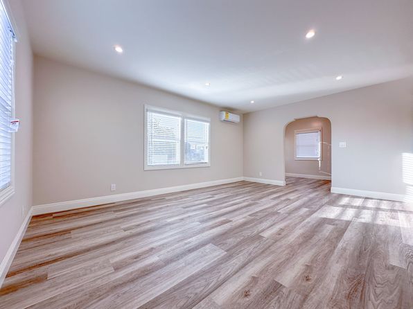 12 N Marengo Ave #18F