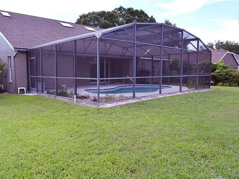 821 Laurelcrest Dr — Photo 9