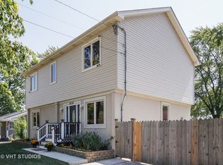 6537 W 85th St, Burbank, IL