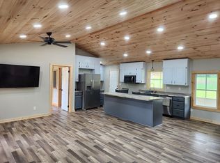 121 Amber Dr, Six Mile, SC 29682