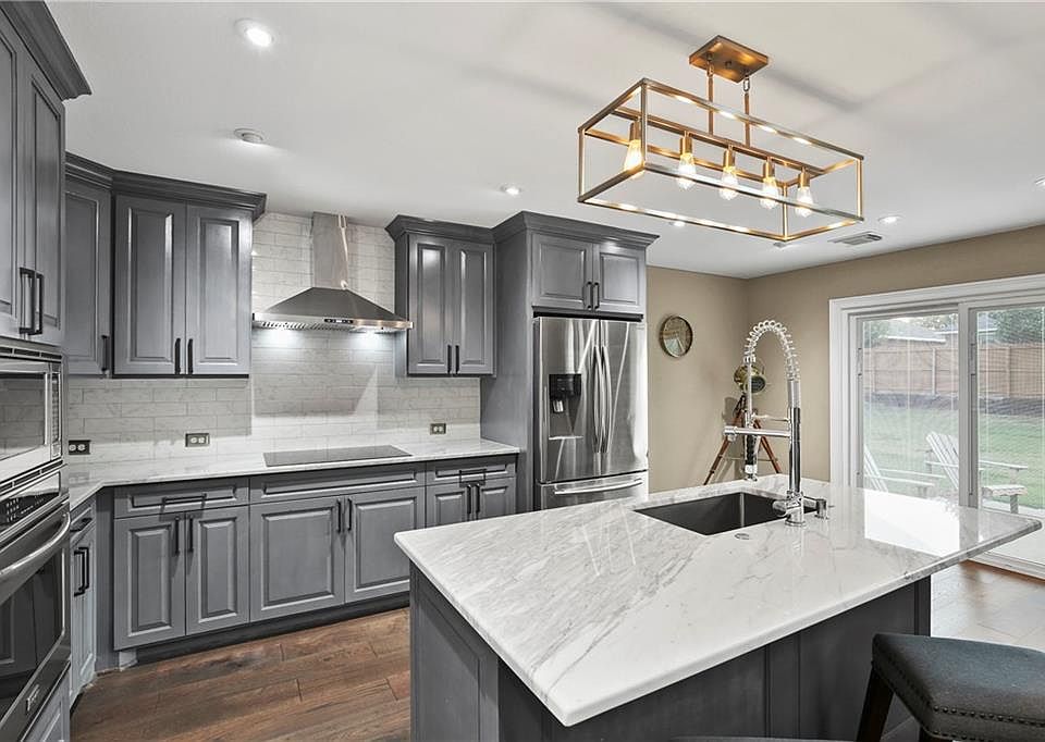 1st image of 2229 Kingsdale Ct