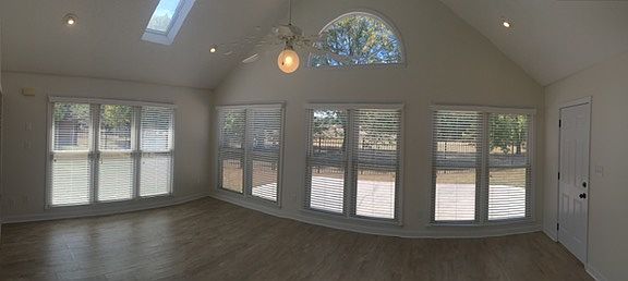 5th image of 15014 Ashmont Cir SE