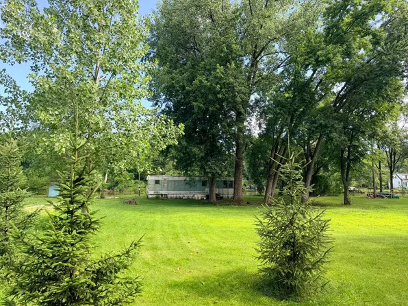 1020 W Bluegrass Rd, Sumava Resorts, IN 46379