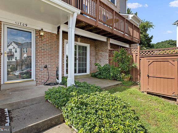 4th image of 11709 Tumbrel Ct