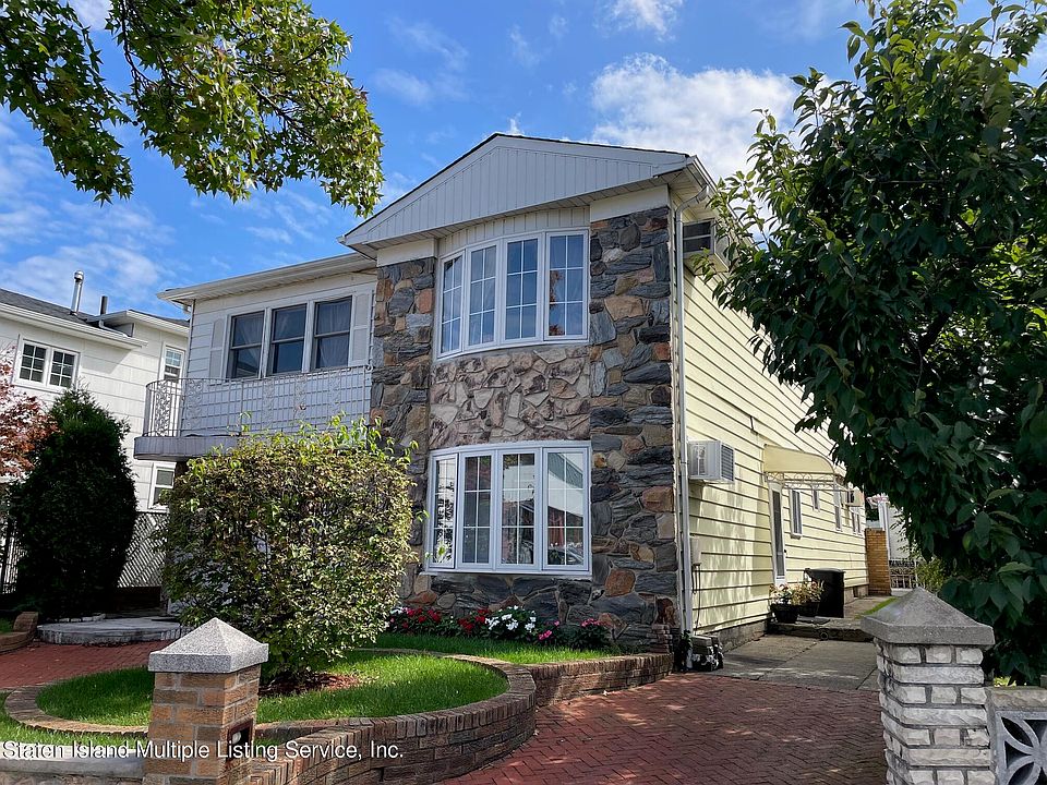 1st image of 135 Steinway Ave