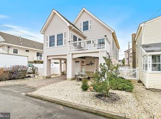102 W 26th St, Ship Bottom, NJ