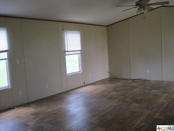 4th image of 247 Tiffany Dr