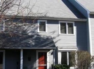 15 Country Hill Ln, Haverhill, MA 01832