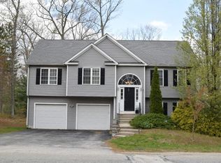 58 Lake Pkwy, Webster, MA 01570