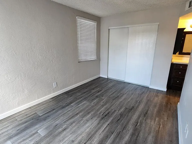 Scottsdale 5th Ave. Apartments — Photo 68
