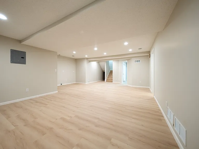 15640 17th Pl N — Photo 33