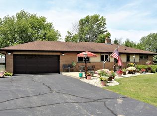 1604 Old Fancher Rd, Mount Pleasant, WI 53406