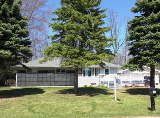 5530 W Cedar Crest Ct, Appleton, WI 54914