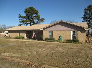 226 Dorthy Orton Dr, Hugo, OK 74743