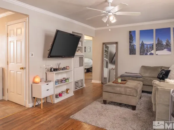 630 N Maddux Dr, Reno, NV 89512