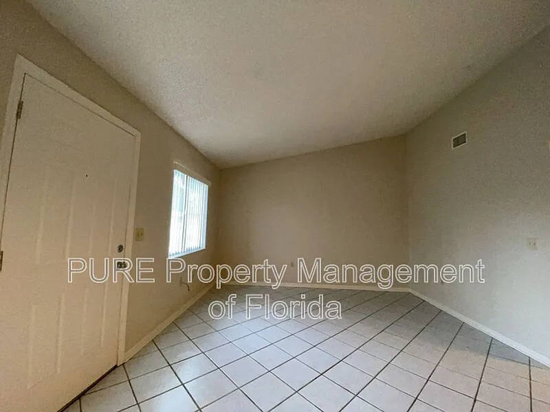 1 bed, 1.0 bath, 645 sqft, $995 — Photo 4
