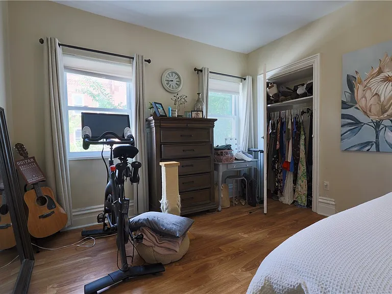 4918 Penn Ave — Photo 23