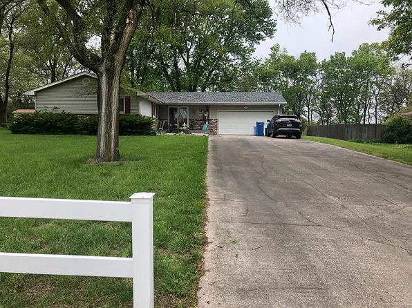 4849 NW Haven Rd, Topeka, KS 66617