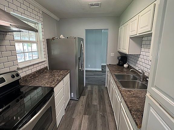 4th image of 3632 Starlite Ln